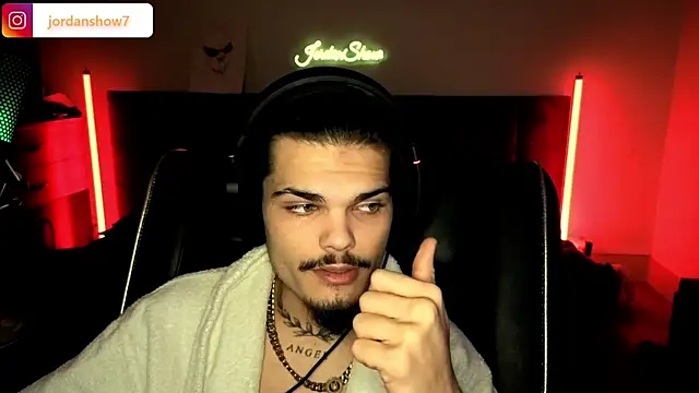 JordanShow's cam snapshot