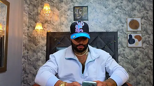 Apolo_rousse1's cam snapshot