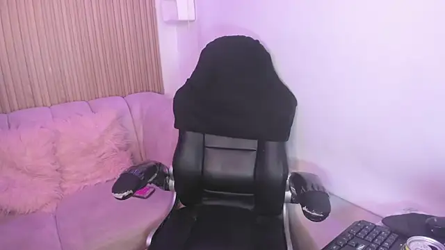 Darla_Santos_'s cam snapshot