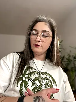 Alix_Valentine's cam snapshot