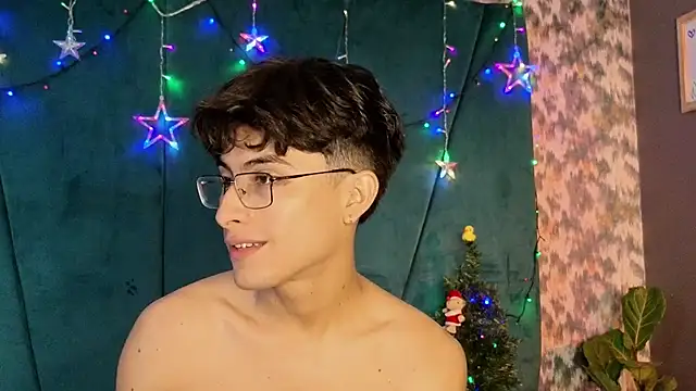 Aaron_Eze's cam snapshot