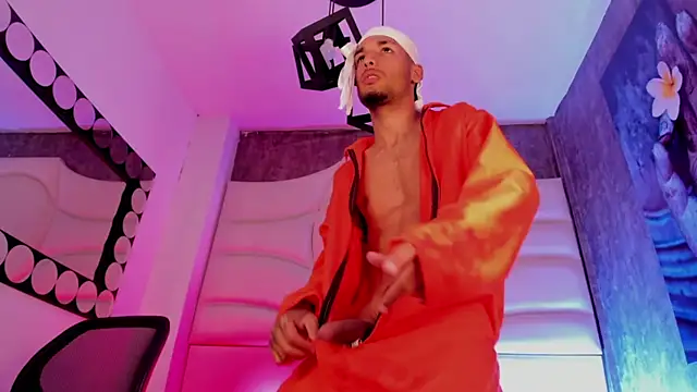 Thiagoferreti's cam snapshot