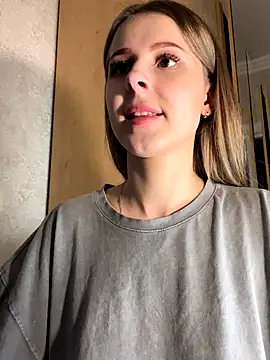 Lina_Away's cam snapshot