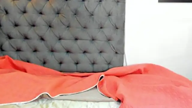 nahiroby_ebony's cam snapshot