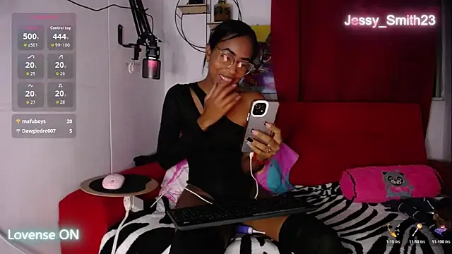 Jessy_Smith23's cam snapshot