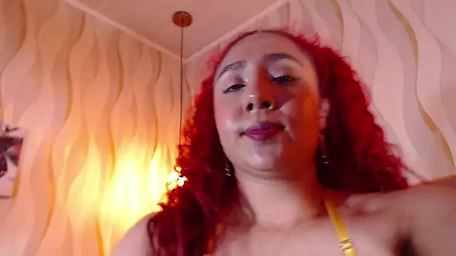 IsabelaLatina's cam snapshot