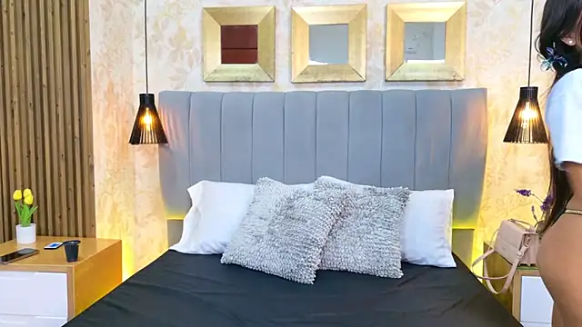 Tifany_boobsgb's cam snapshot