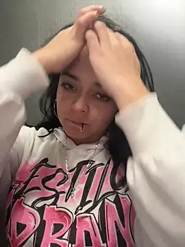 Emily_Rivers_'s cam snapshot