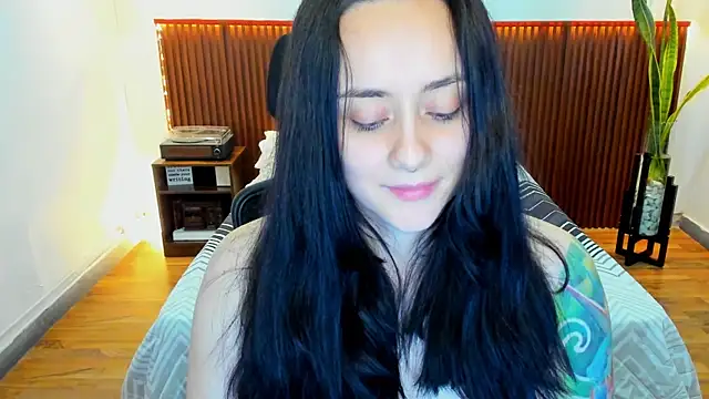 KatherineBond's cam snapshot