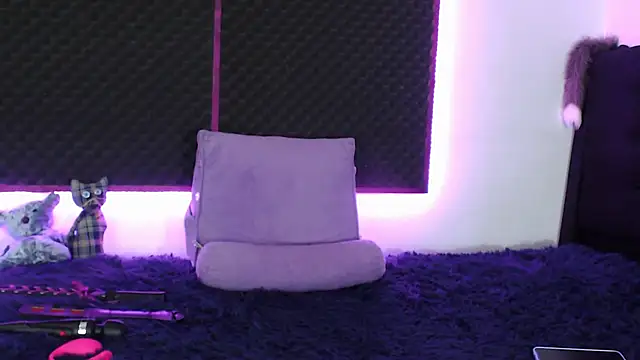 karlamoon23's cam snapshot