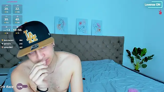 Strong_Couple's cam snapshot