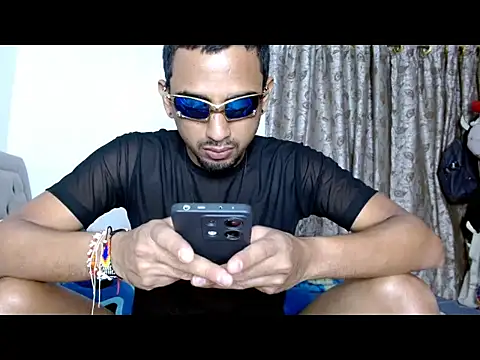 dannyhardx's cam snapshot