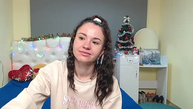 KaraCriegs's cam snapshot