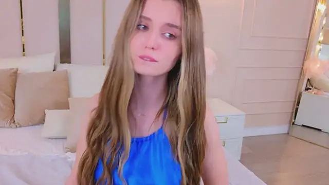 MarybethSnow's cam snapshot