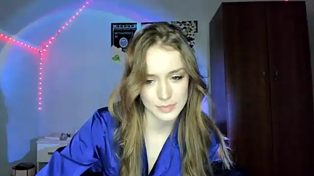 tinyglow's cam snapshot