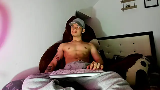 Zeus_Jeff's cam snapshot