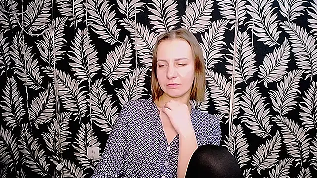 Peggy_f_'s cam snapshot