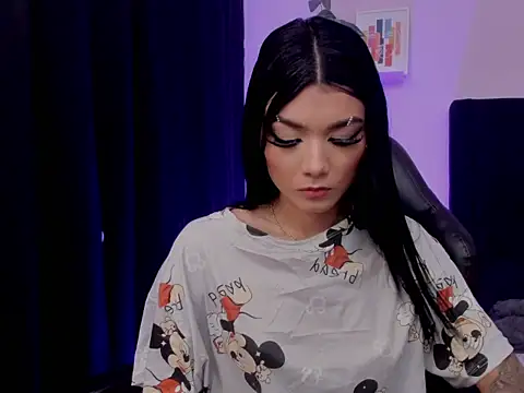 emmabridgerton's cam snapshot