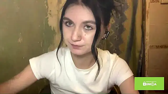 ArianeBhayani's cam snapshot