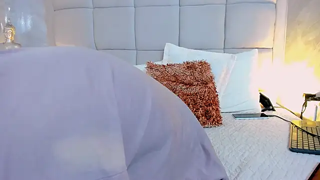 Hecatee_77's cam snapshot