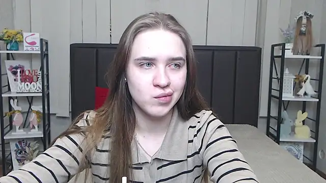 LauraHlot's cam snapshot