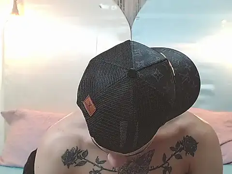 tylor_boy's cam snapshot