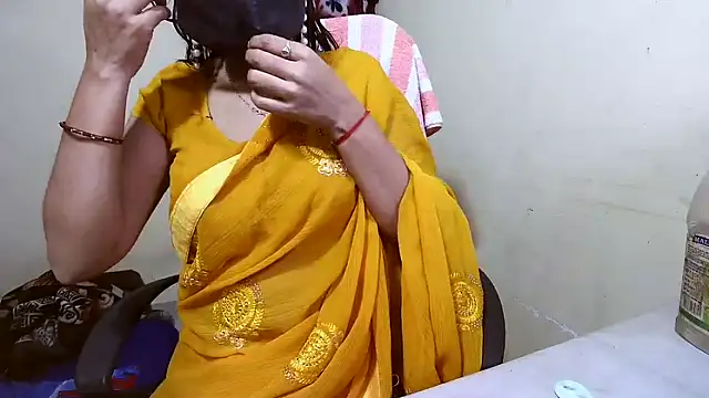 Rubi-Ji live sex cam