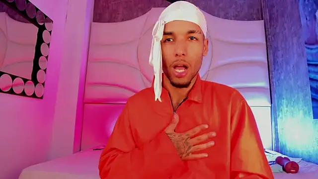 Thiagoferreti's cam snapshot