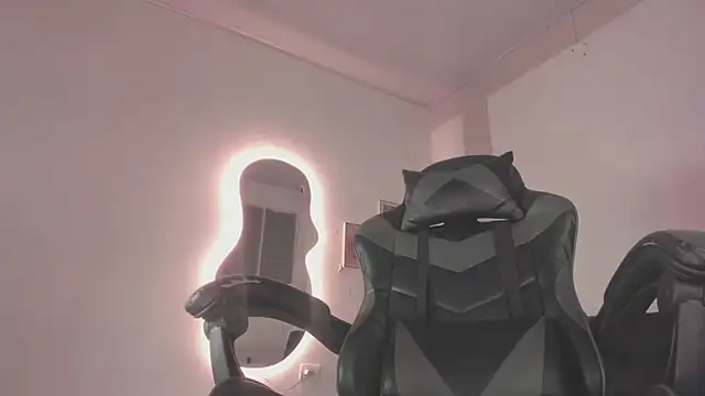 Senpai_Lover live sex cam