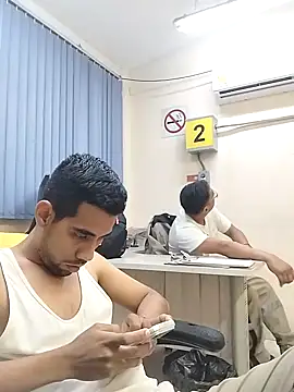 EnriquePersian197 live sex cam