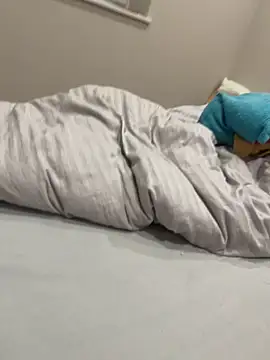 Tomkitomkii live sex cam