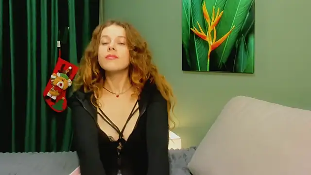 LoraWarner live sex cam