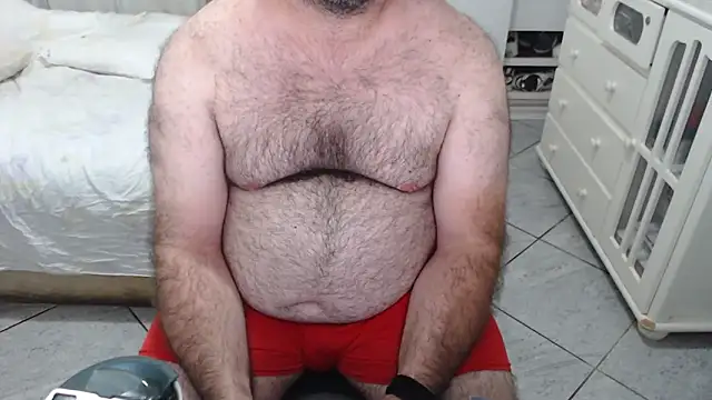 MysterBearMG live sex cam