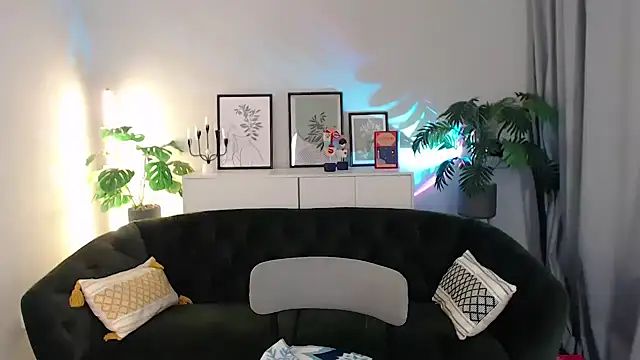 Natalee_Love's cam snapshot