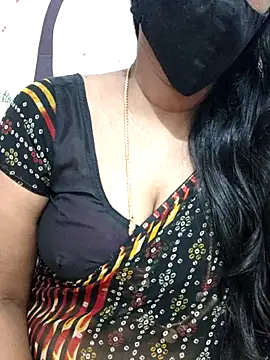 Tamil_Meera12's cam snapshot