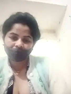 JULEE-740's cam snapshot