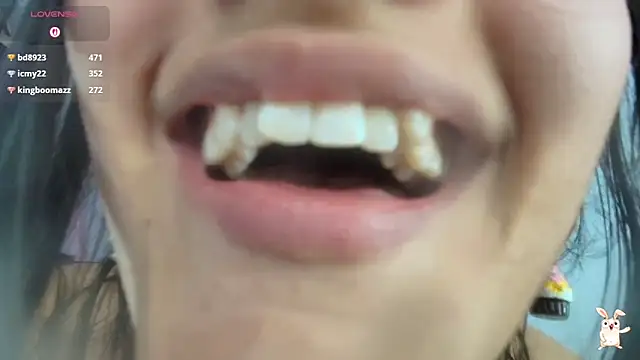 Hinata_21_'s cam snapshot