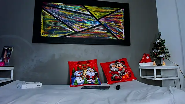 Charlotte_curvy_'s cam snapshot