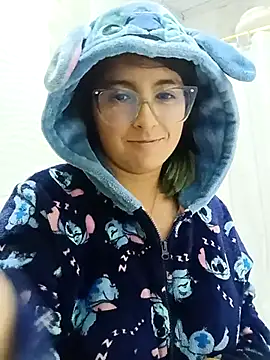 _Angelinaandrade_'s cam snapshot