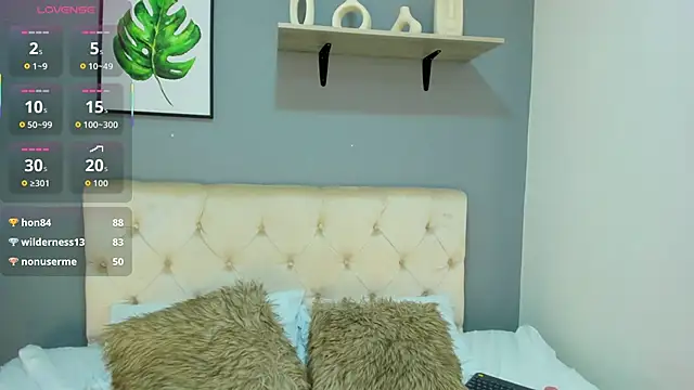 Mia_smith_x1's cam snapshot