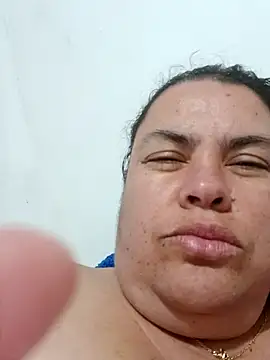 yaneth_'s cam snapshot