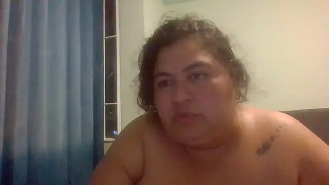 curvy_diva_'s cam snapshot