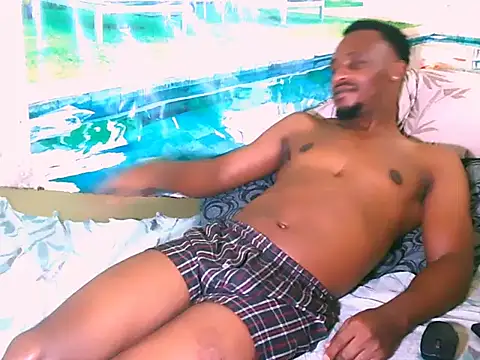 EbonyTiger69's cam snapshot