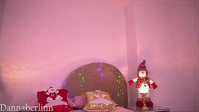 danna_berlin_'s cam snapshot