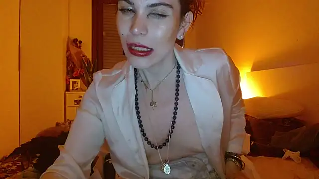 Regina_5's cam snapshot