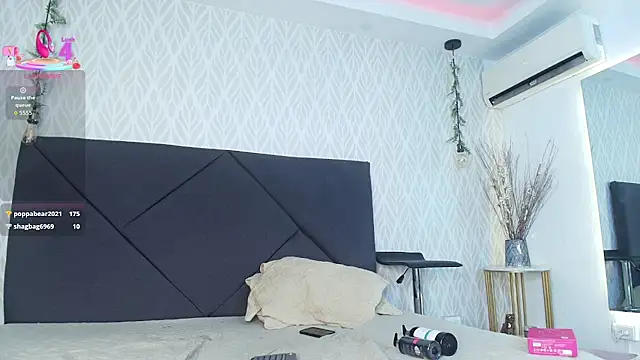 kayna_gomez's cam snapshot