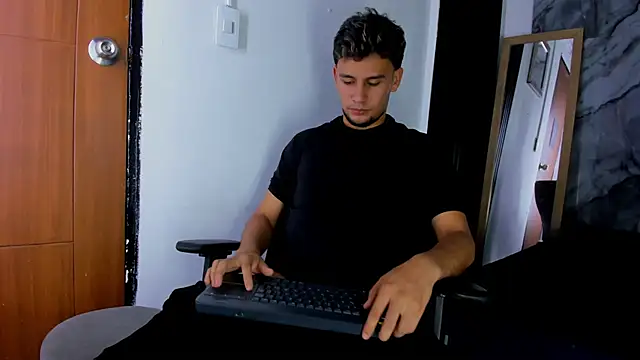 Alan-Smith1's cam snapshot