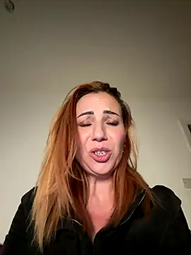 pervimilf live sex cam