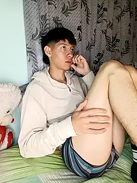 heyy_noah11's cam snapshot