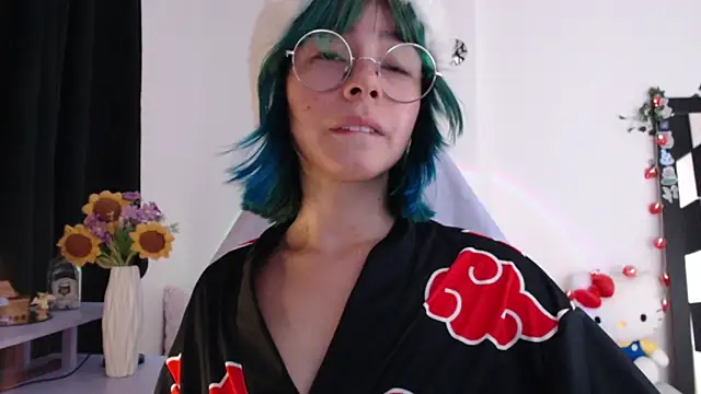 YUKII-UWU's cam snapshot